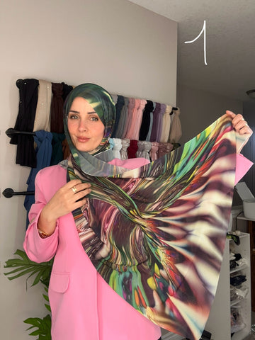 Muslim women scarf شال معرّق