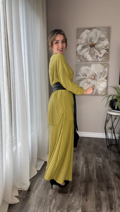 Pleated Modest Oversized Sandy Set الطقم السحري