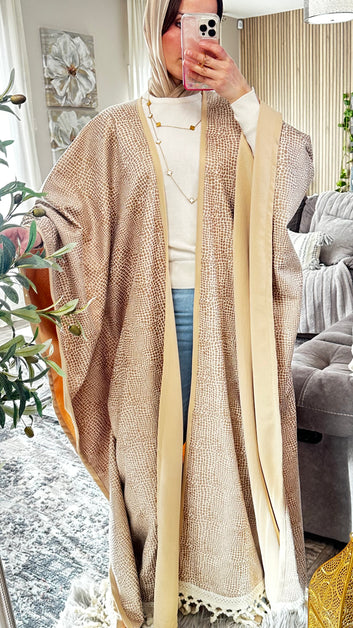 Textured Suede Becht Abaya with Fringe Detail – Statement Elegance