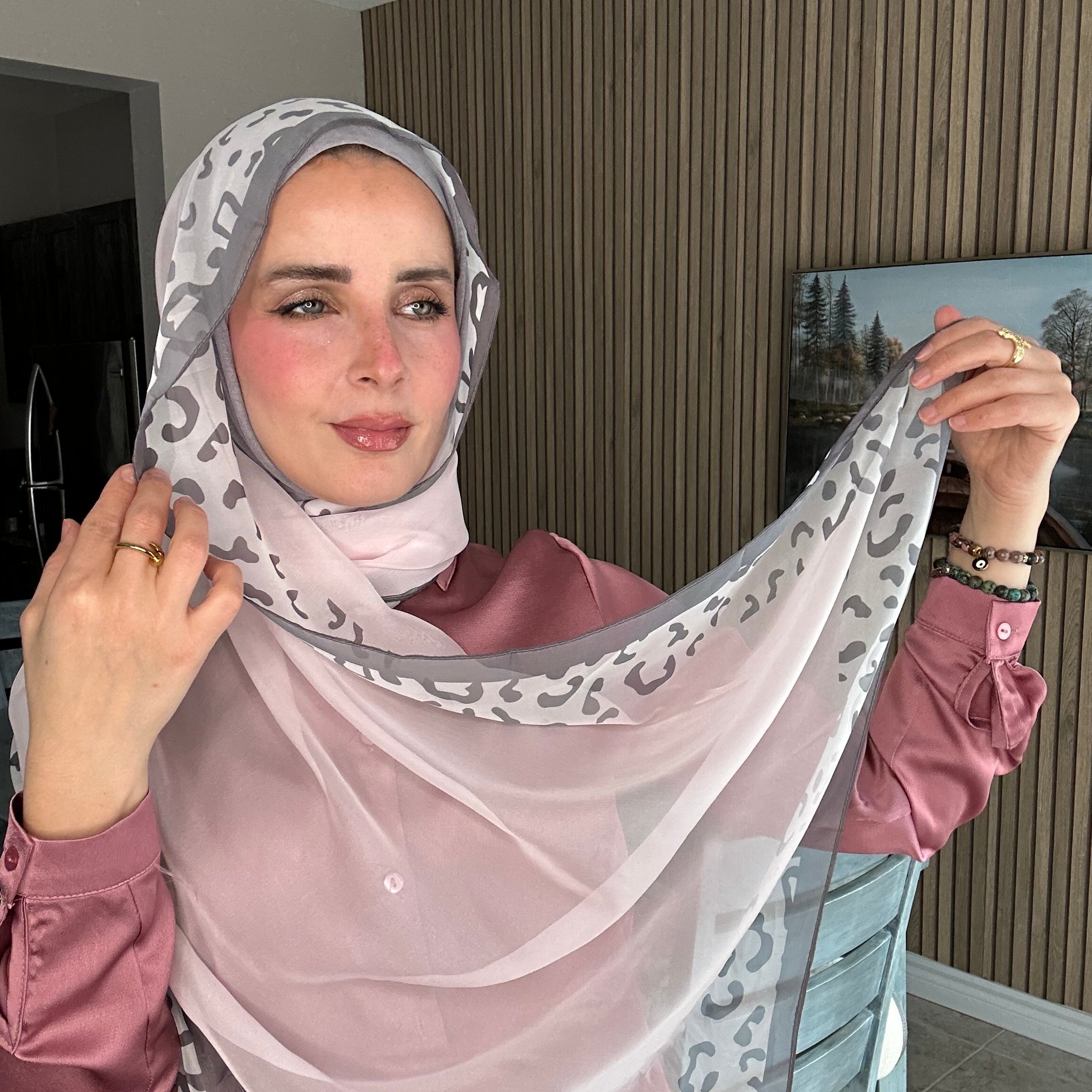 Scarf Leopard Border Chiffon Hijab – Lightweight & Elegant