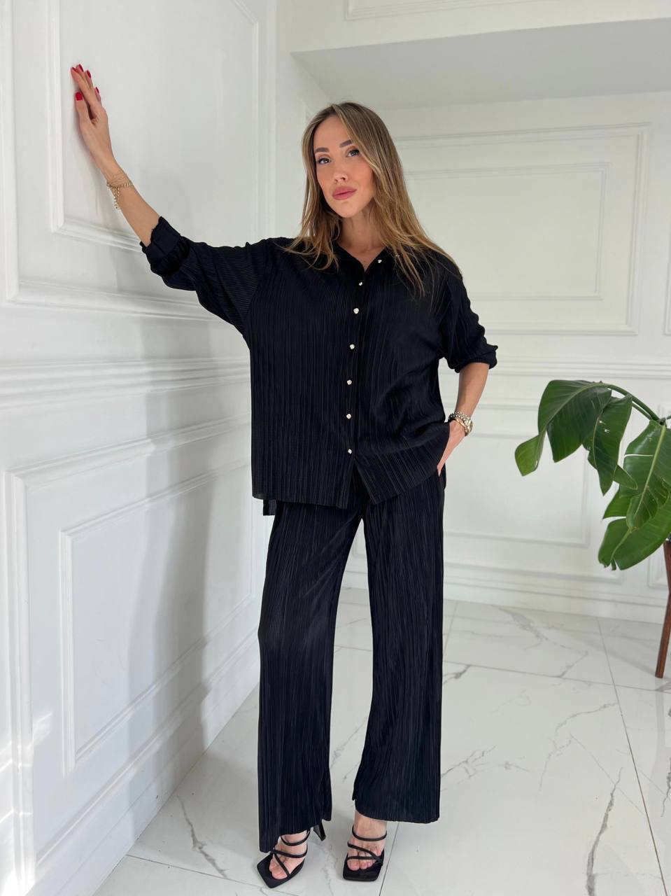 Elegant Summer Modest Plissé Shirt and Pant Set