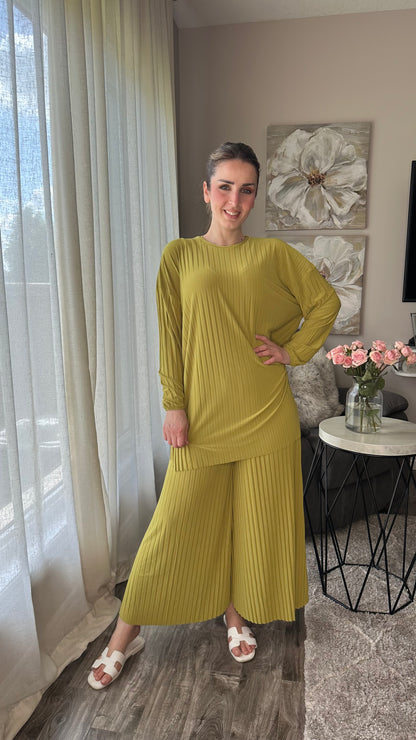 Pleated Modest Oversized Sandy Set الطقم السحري