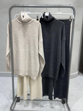 London Knitwear Longest – Sleek Comfort Knit Set