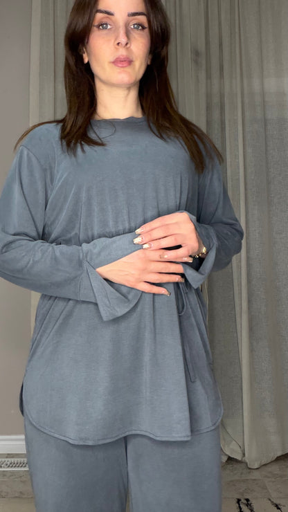 Two‑Piece Cotton Set with Built‑In Belt & Relaxed Fit