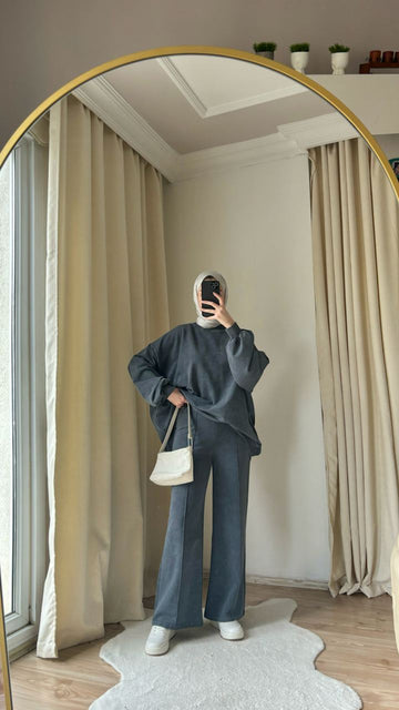Women’s Oversized Sweatshirt & Wide-Leg Pants Set – Casual Streetwear Look