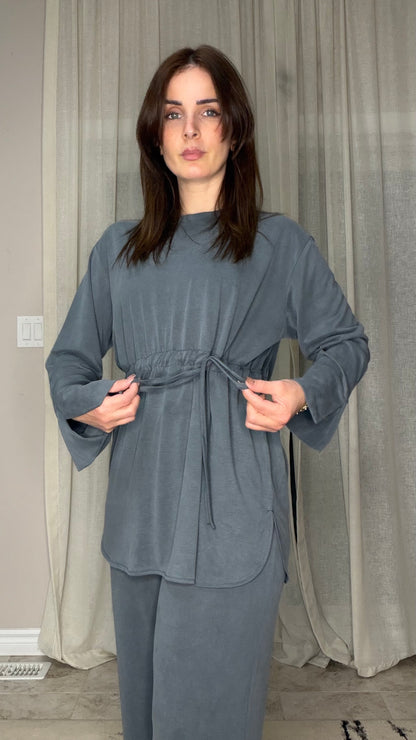 Two‑Piece Cotton Set with Built‑In Belt & Relaxed Fit