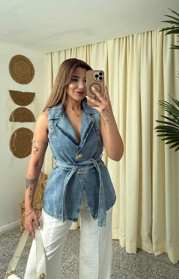 Women’s Sleeveless Belted Denim Vest – Chic Layering Essential