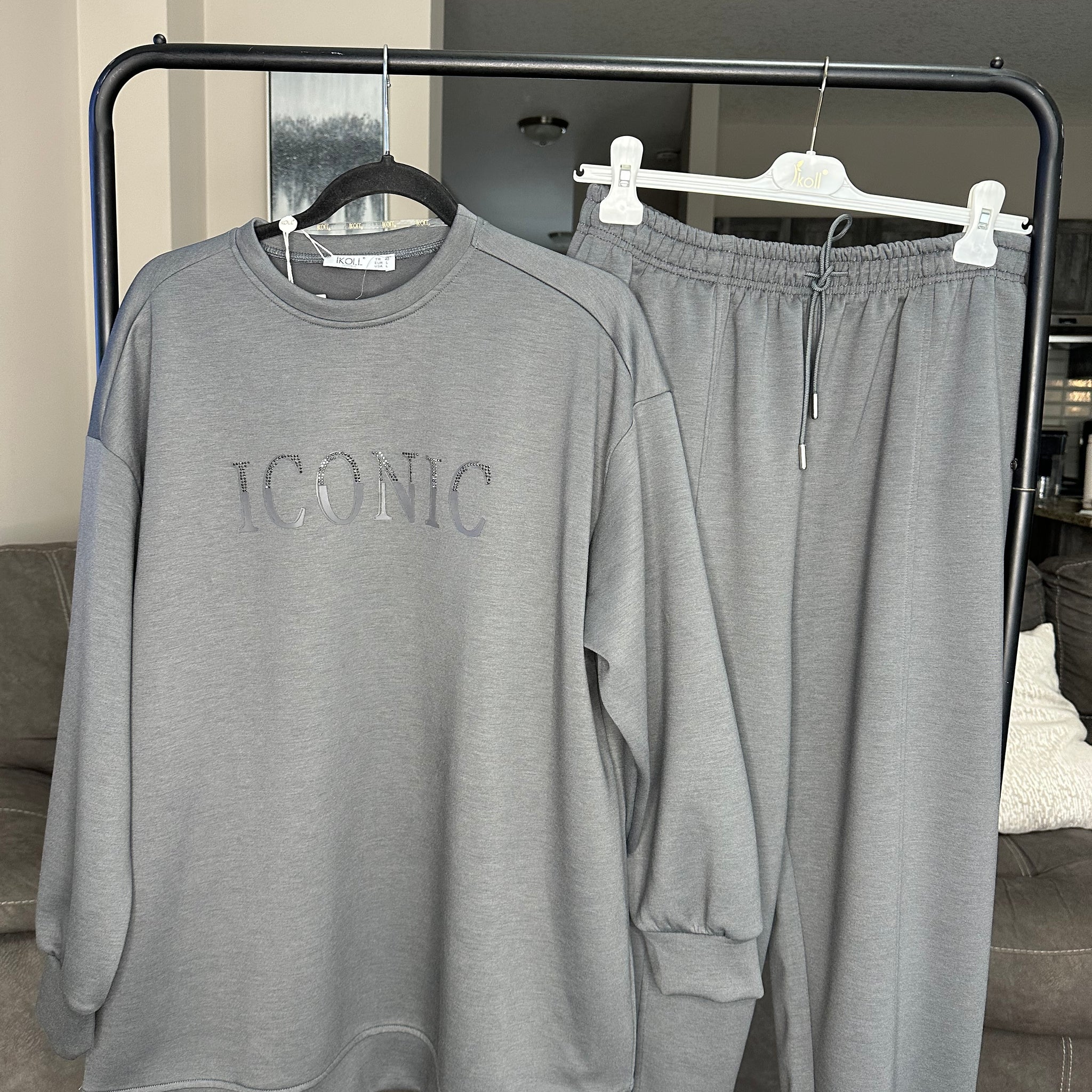 Iconic Training Suit – Oversized Fit by Ikoll