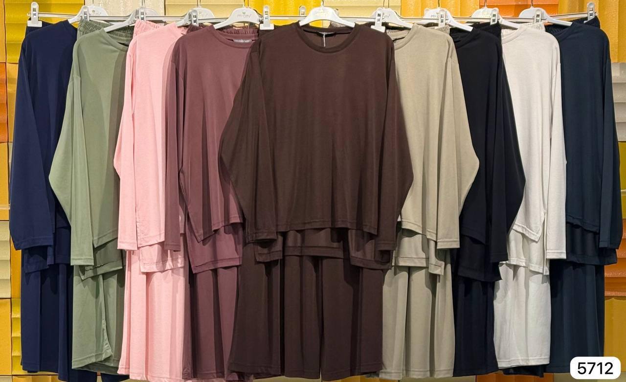 Two‑Piece Relaxed Fit Oysho Set with Wide‑Leg Pants تراك الطيارة
