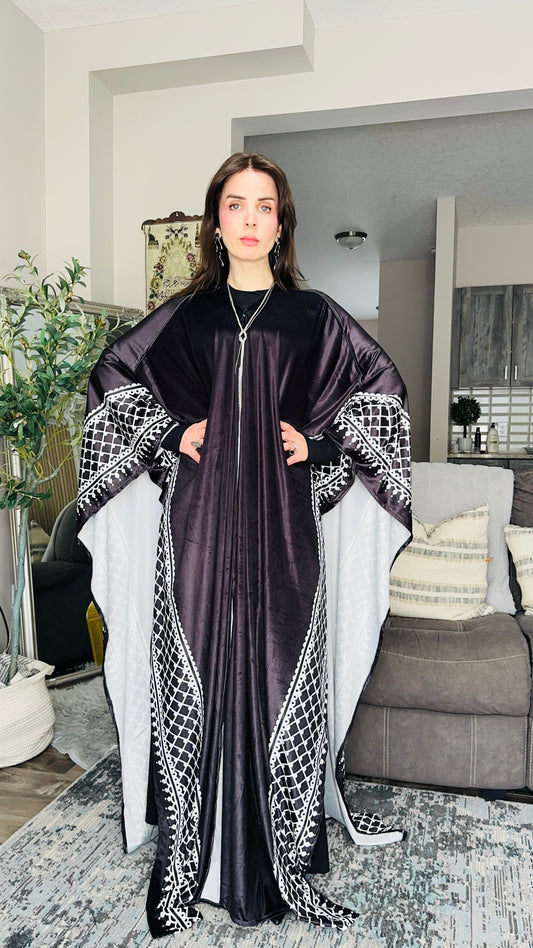 Velvet Keffiyeh‑Print Statement Kimono بشت الحطة