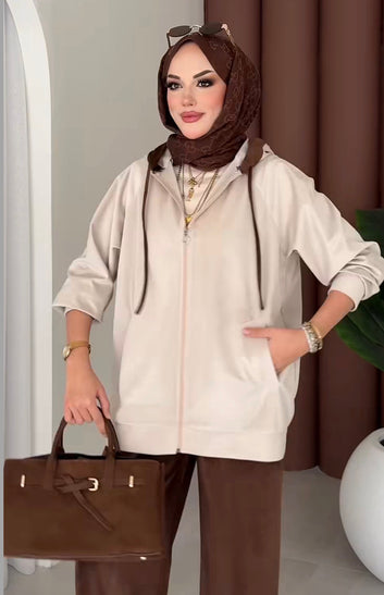 Modest Textured Velvet Tracksuit Set – Chic, Relaxed & Versatile