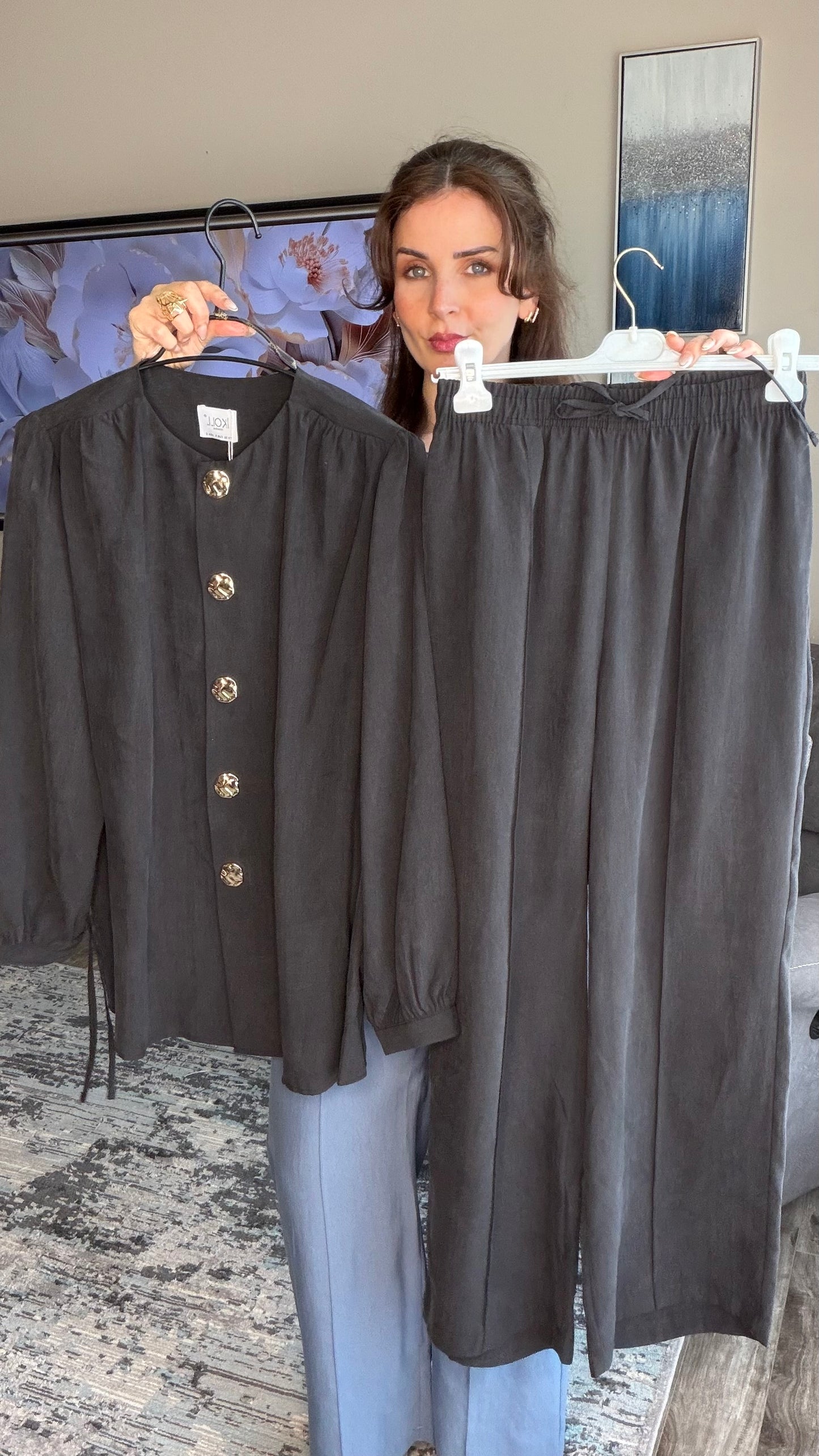 Two‑Piece Buttoned Set with Wide‑Leg Pants by ikoll