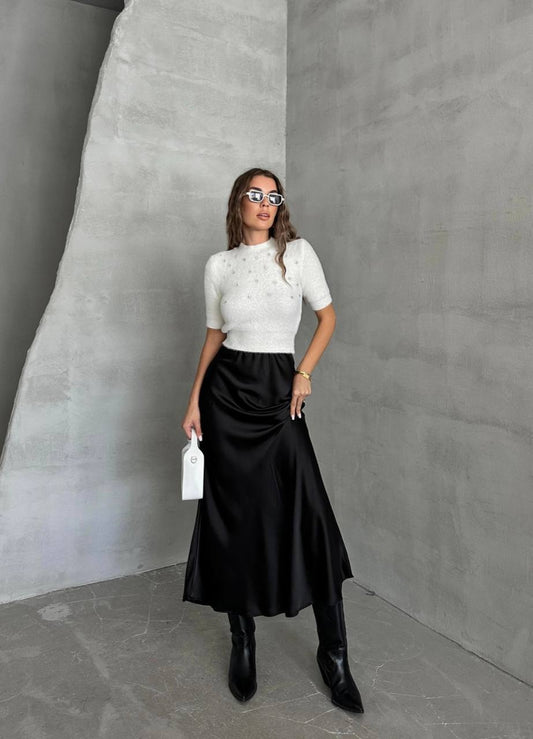 Satin Skirt Set – Sleek Modest Fit with Contemporary Elegance